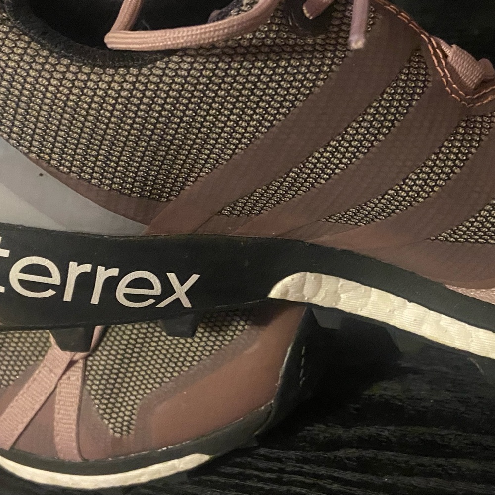 Adidas Terrex 285 Boost Women’s 7 - Picture 2 of 7